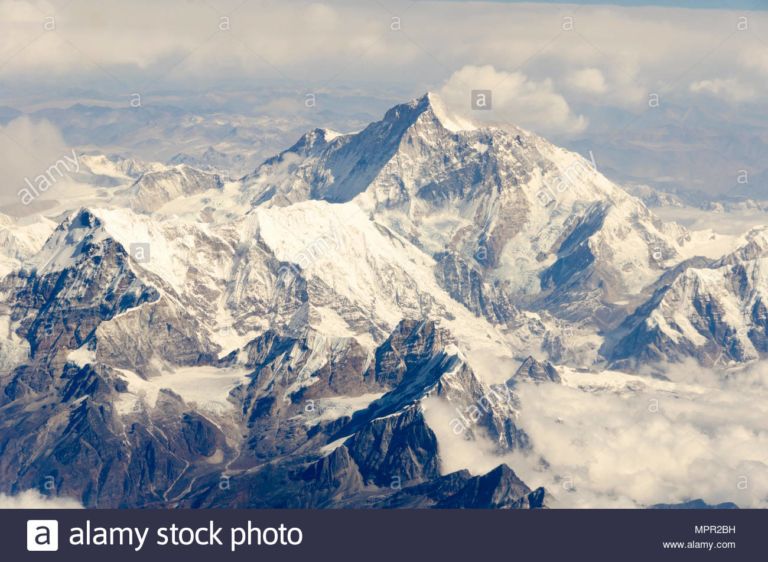 Makalu: la quinta montaña más alta del mundo.